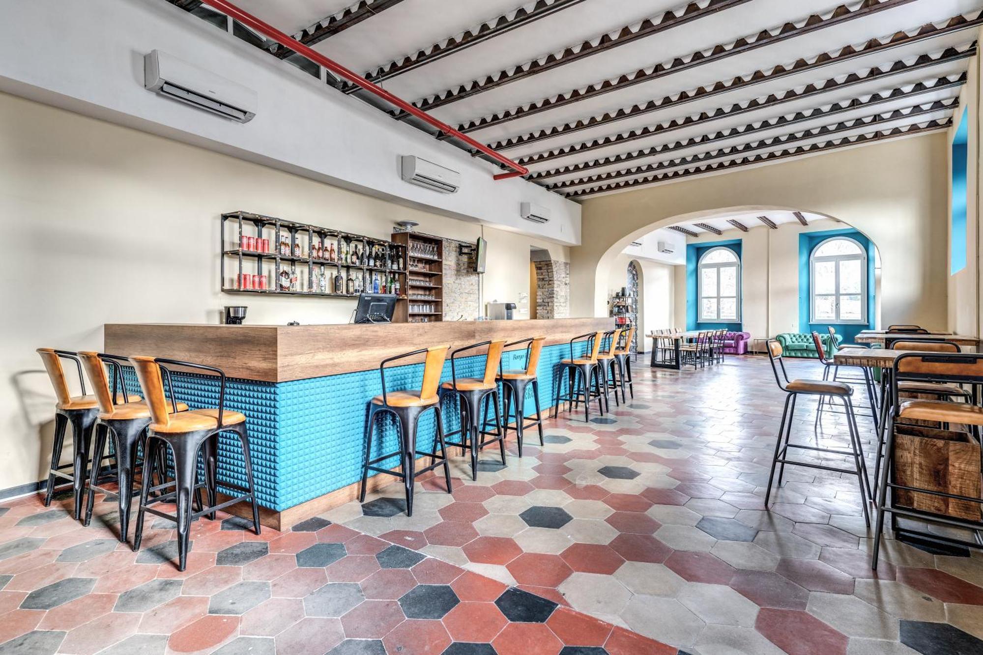Хостел Borgo Ripa Urban Travel Рим Екстер'єр фото